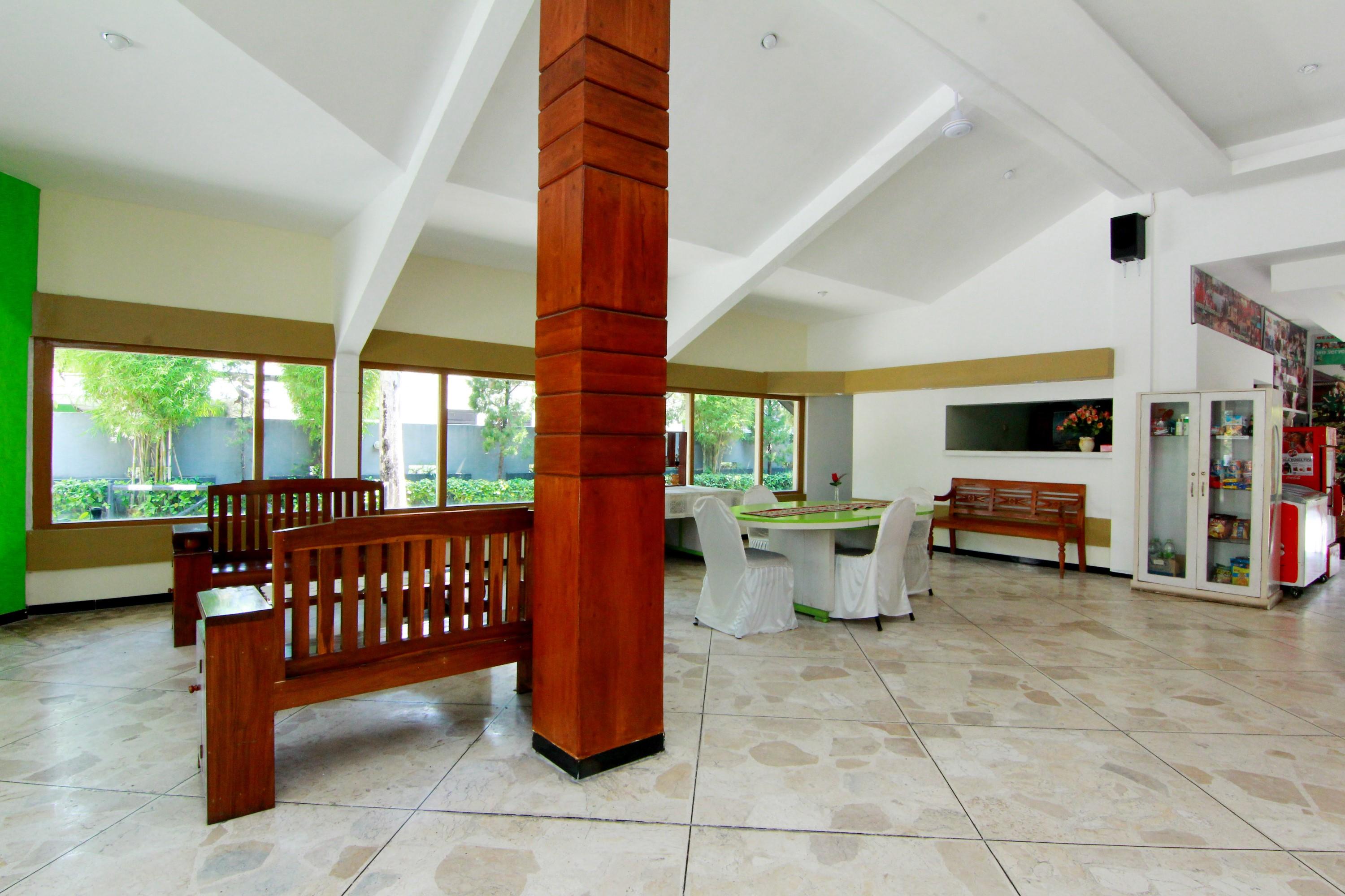 The Soemarsono Hotel Maguwo Exterior foto